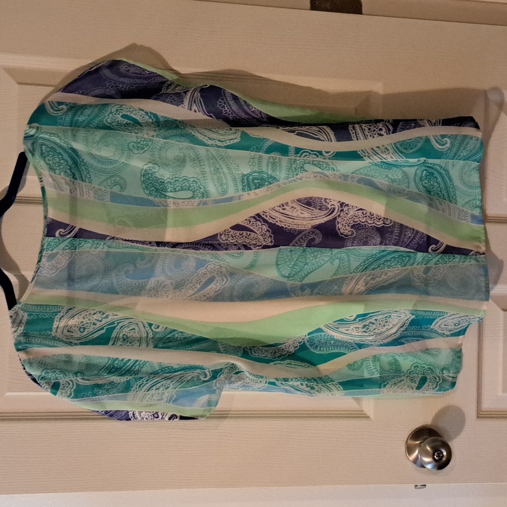 Liz Claiborne Blue and Green Boxy Short Sleeve Blouse - Picture 2 of 3
